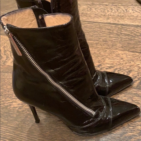 Patent leather boots. - Picture 2 of 8